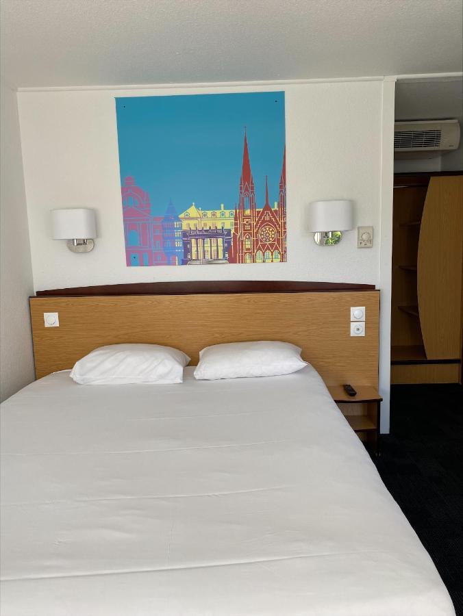 Kyriad Direct Marseille Est La Valentine La Penne-sur-Huveaune Kültér fotó
