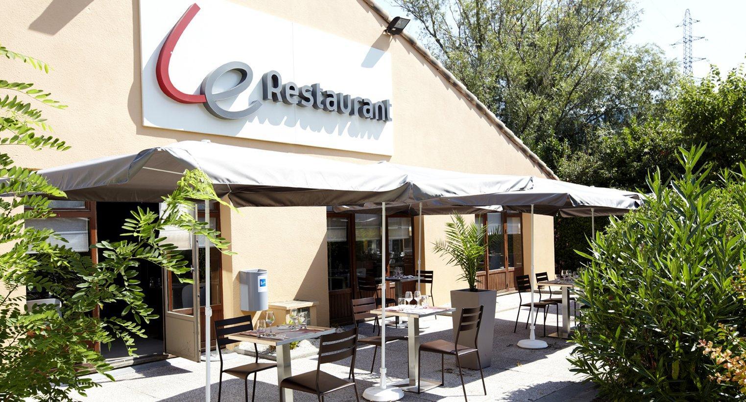 Kyriad Direct Marseille Est La Valentine La Penne-sur-Huveaune Kültér fotó